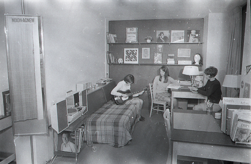 Group of students at a Watterson Towers Room in 1968.